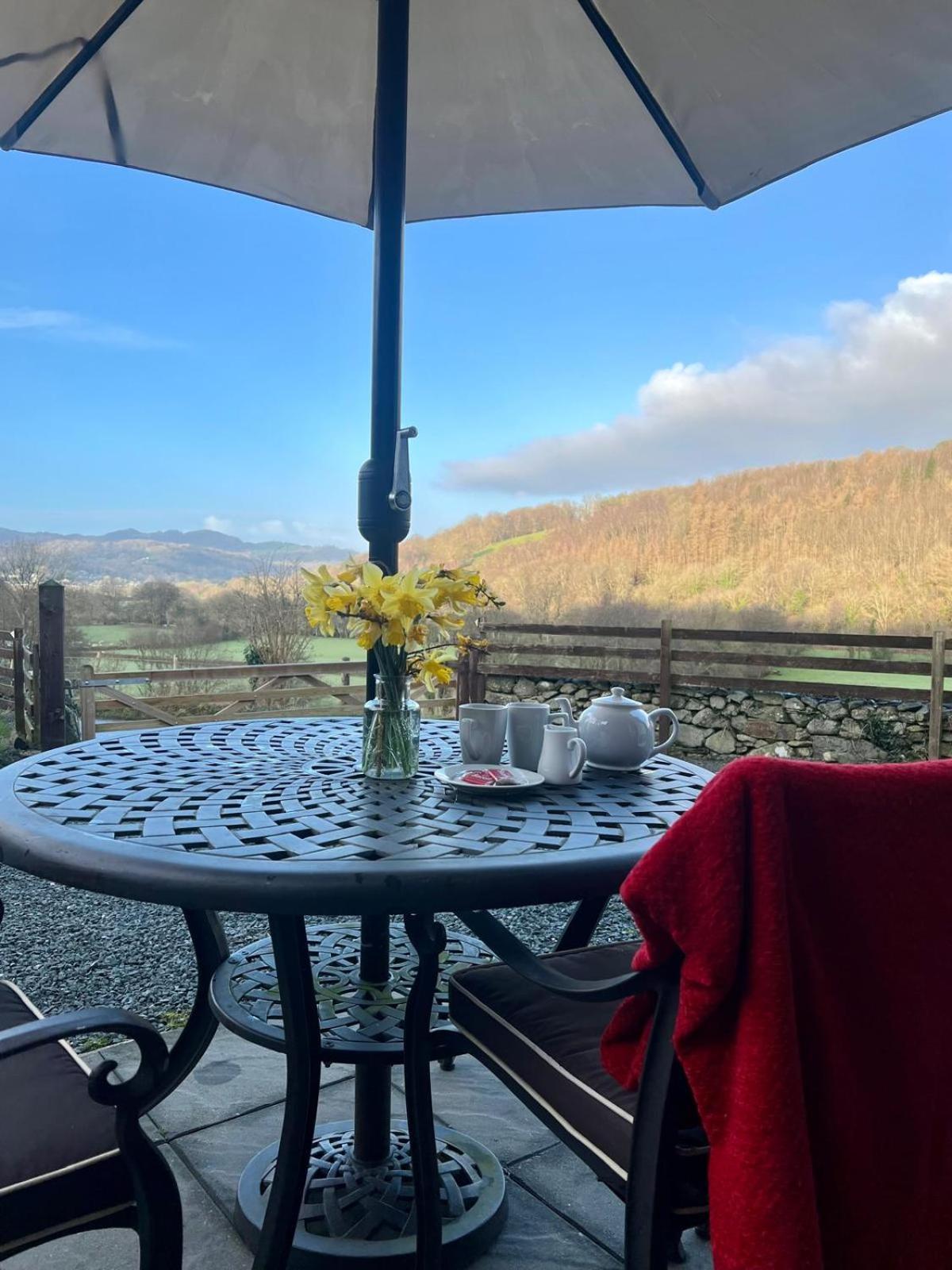 Dolgun Uchaf Historic B&B And Cottages In Snowdonia Dolgellau Exterior foto